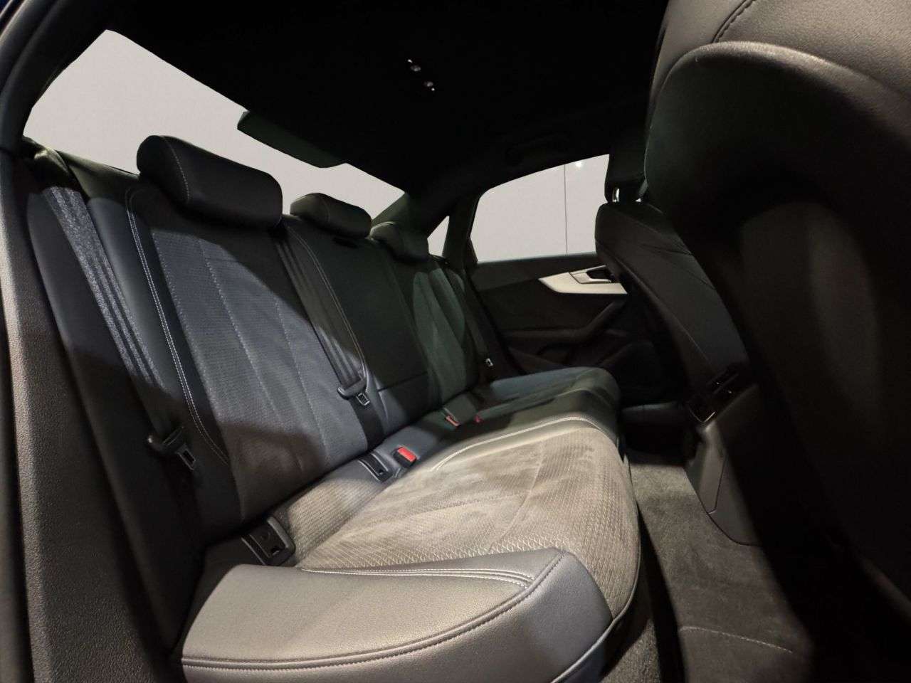 2022 AUDI A4 2022 AUDI A4