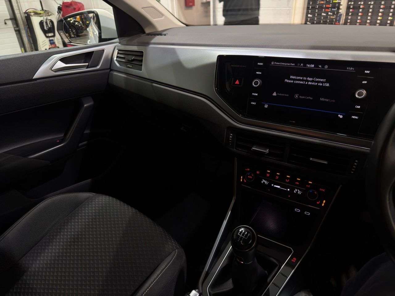 2021 VOLKSWAGEN POLO 2021 VOLKSWAGEN POLO