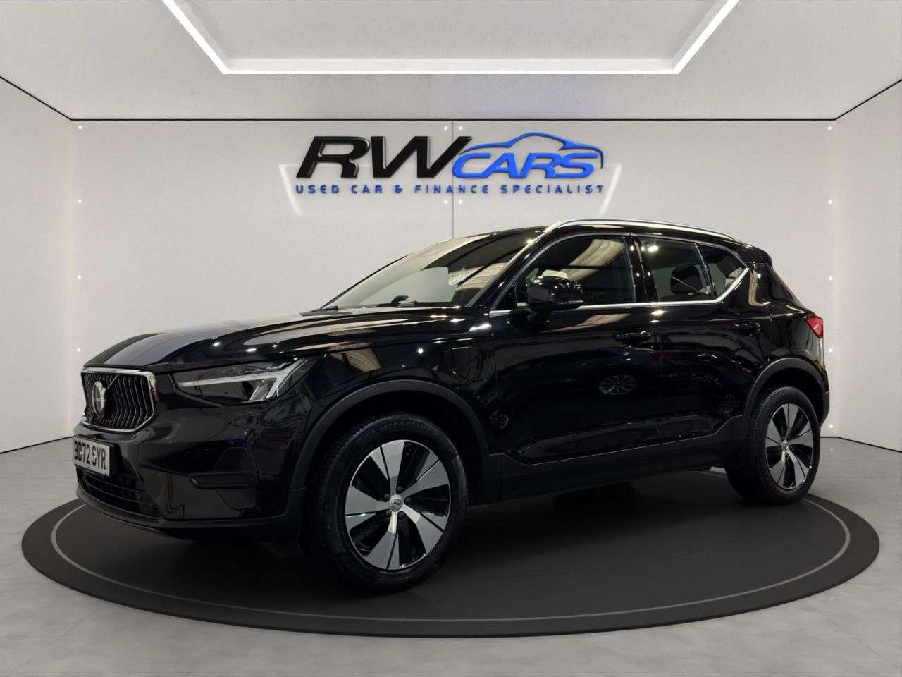 A 2022 VOLVO XC40 1.5h T4 Recharge 10.7kWh Core SUV 5dr Petrol Plug-in Hybrid Auto Euro 6 (s/ A 2022 VOLVO XC40 1.5h T4 Recharge 10.7kWh Core SUV 5dr Petrol Plug-in Hybrid Auto Euro 6 (s/