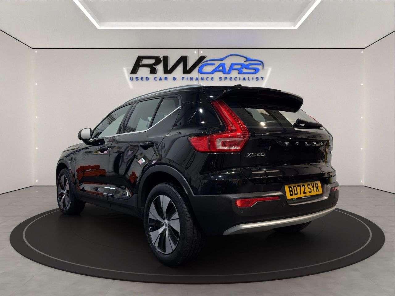 A 2022 VOLVO XC40 1.5h T4 Recharge 10.7kWh Core SUV 5dr Petrol Plug-in Hybrid Auto Euro 6 (s/ A 2022 VOLVO XC40 1.5h T4 Recharge 10.7kWh Core SUV 5dr Petrol Plug-in Hybrid Auto Euro 6 (s/