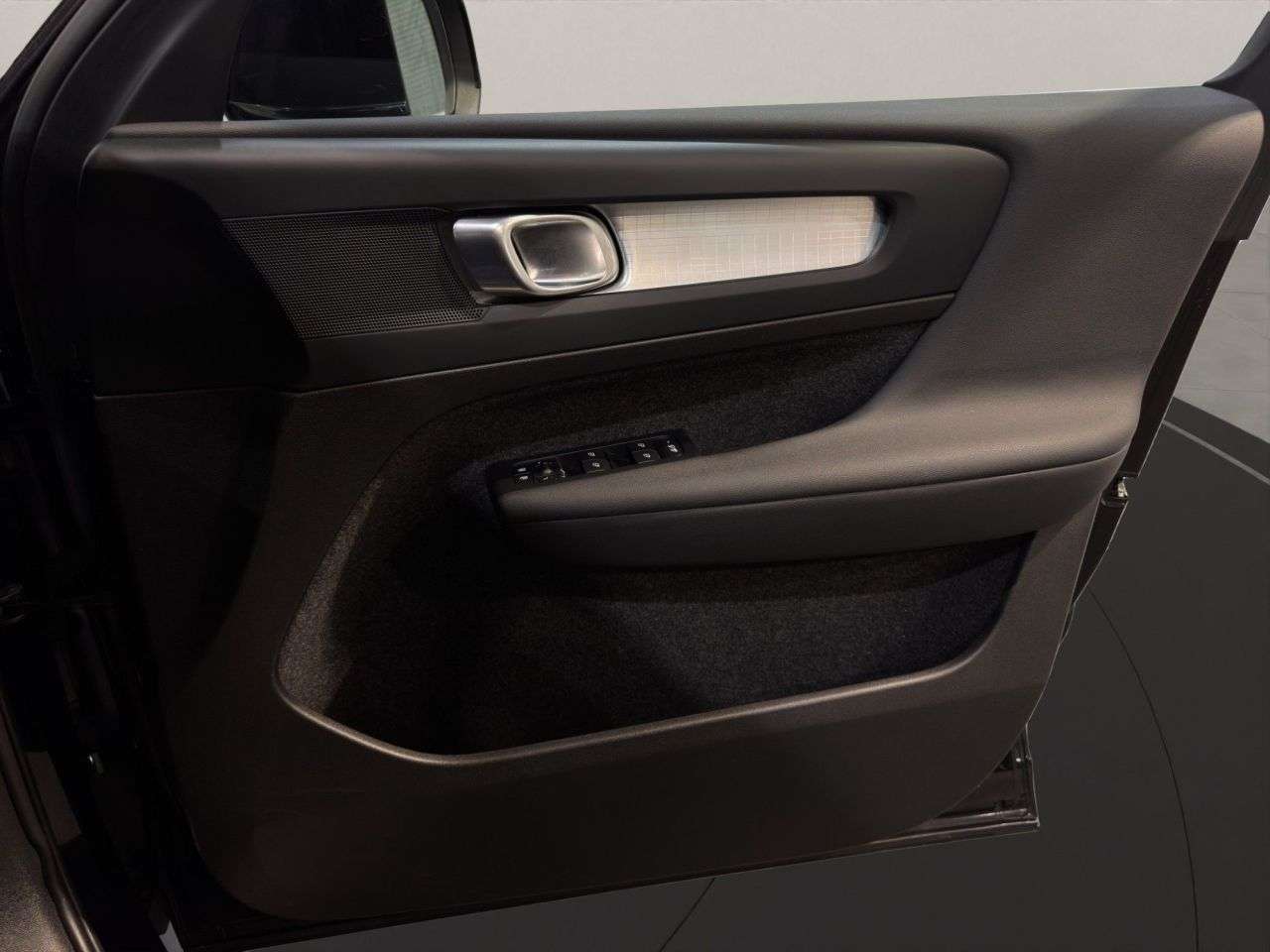 2022 VOLVO XC40 2022 VOLVO XC40