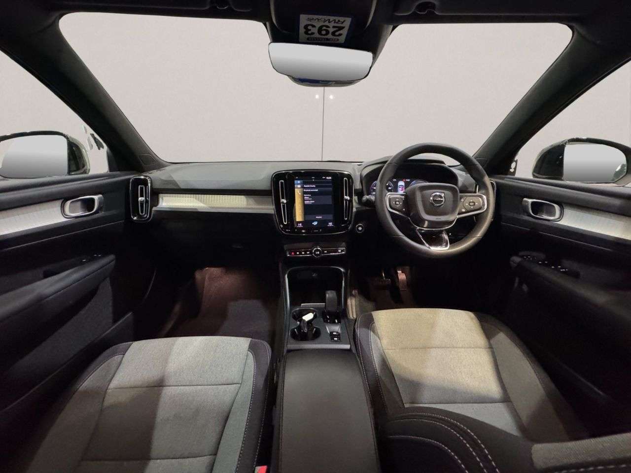 2022 VOLVO XC40 2022 VOLVO XC40