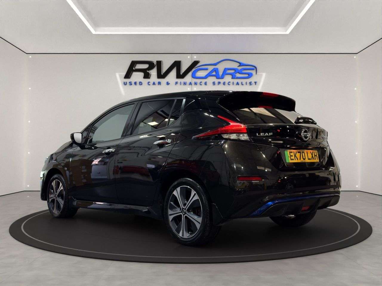 A 2020 NISSAN LEAF 62kWh e+ n-tec Hatchback 5dr Electric Auto (217 ps) A 2020 NISSAN LEAF 62kWh e+ n-tec Hatchback 5dr Electric Auto (217 ps)