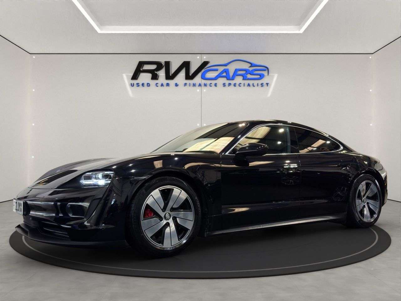 A 2022 PORSCHE TAYCAN Performance 79.2kWh 4S Saloon 4dr Electric Auto 4WD (11kW Charger) (530 ps) A 2022 PORSCHE TAYCAN Performance 79.2kWh 4S Saloon 4dr Electric Auto 4WD (11kW Charger) (530 ps)