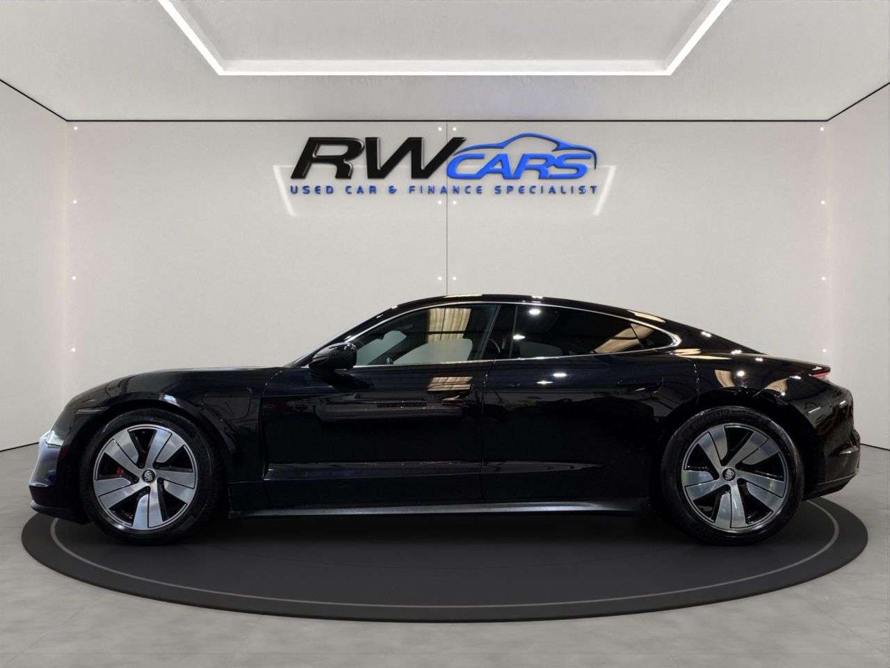 A 2022 PORSCHE TAYCAN Performance 79.2kWh 4S Saloon 4dr Electric Auto 4WD (11kW Charger) (530 ps) A 2022 PORSCHE TAYCAN Performance 79.2kWh 4S Saloon 4dr Electric Auto 4WD (11kW Charger) (530 ps)