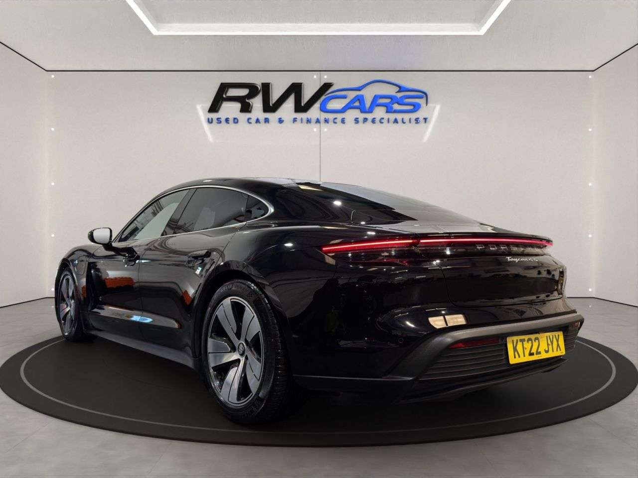 A 2022 PORSCHE TAYCAN Performance 79.2kWh 4S Saloon 4dr Electric Auto 4WD (11kW Charger) (530 ps) A 2022 PORSCHE TAYCAN Performance 79.2kWh 4S Saloon 4dr Electric Auto 4WD (11kW Charger) (530 ps)