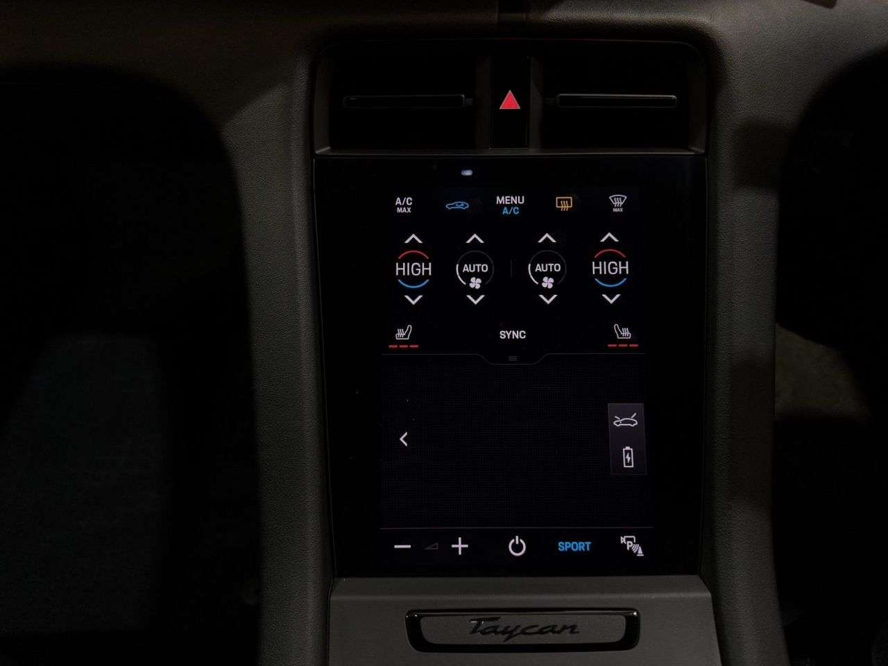 2022 PORSCHE TAYCAN 2022 PORSCHE TAYCAN