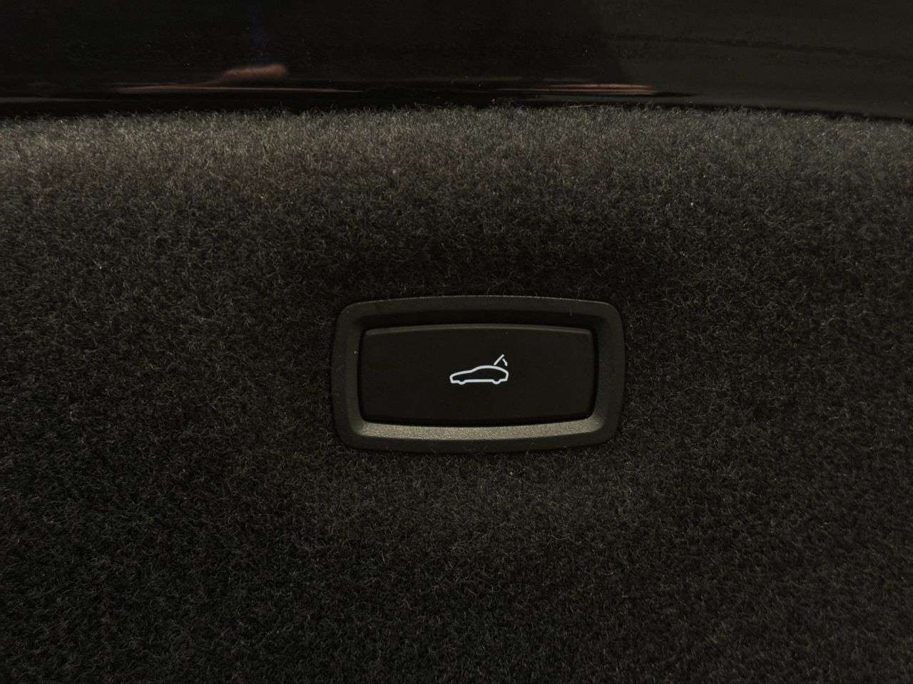 2022 PORSCHE TAYCAN 2022 PORSCHE TAYCAN