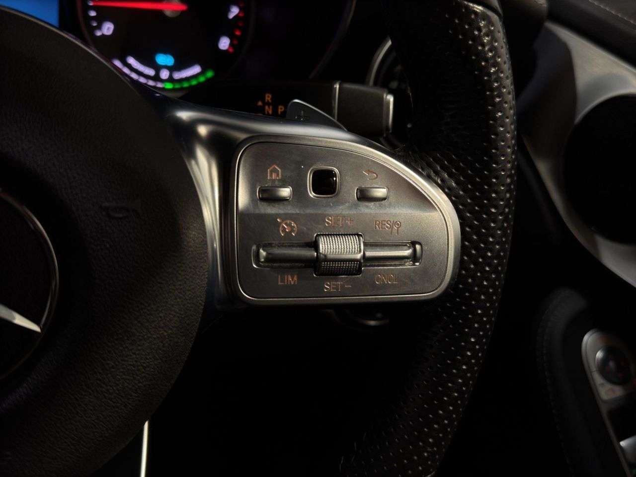 2021 MERCEDES-BENZ GLC 2021 MERCEDES-BENZ GLC