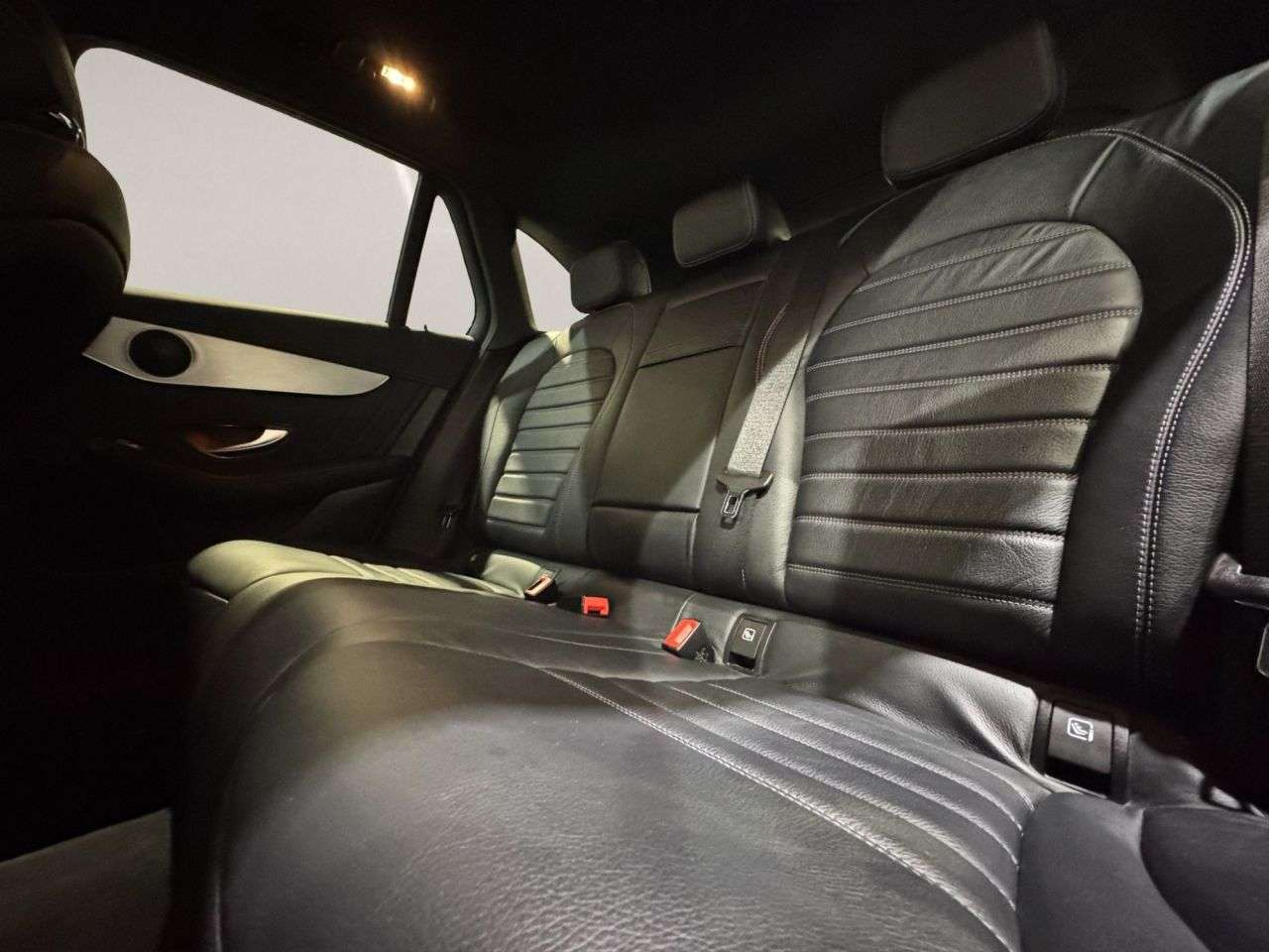 2021 MERCEDES-BENZ GLC 2021 MERCEDES-BENZ GLC