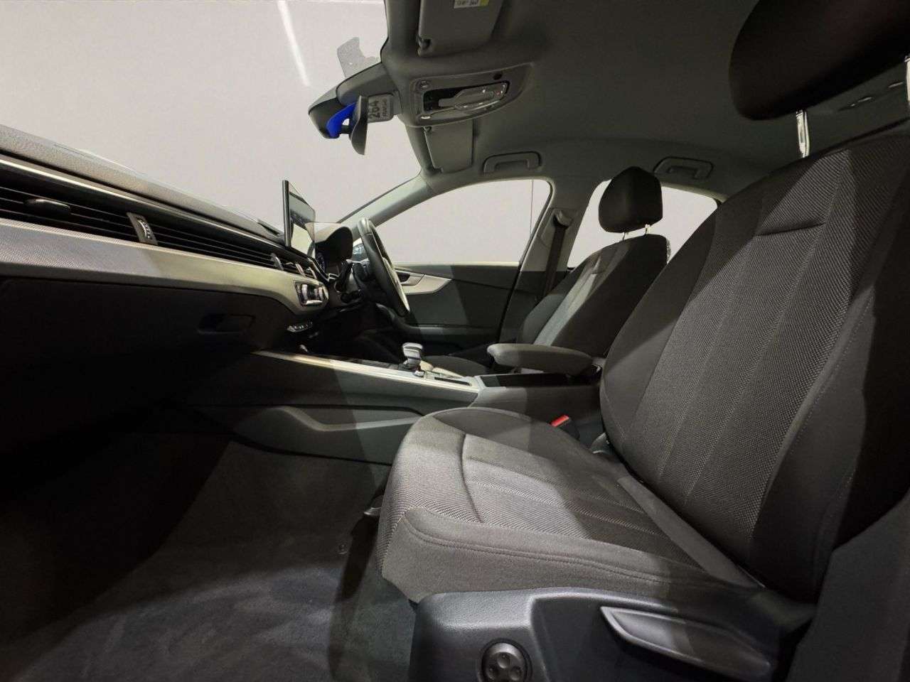 2023 AUDI A4 2023 AUDI A4