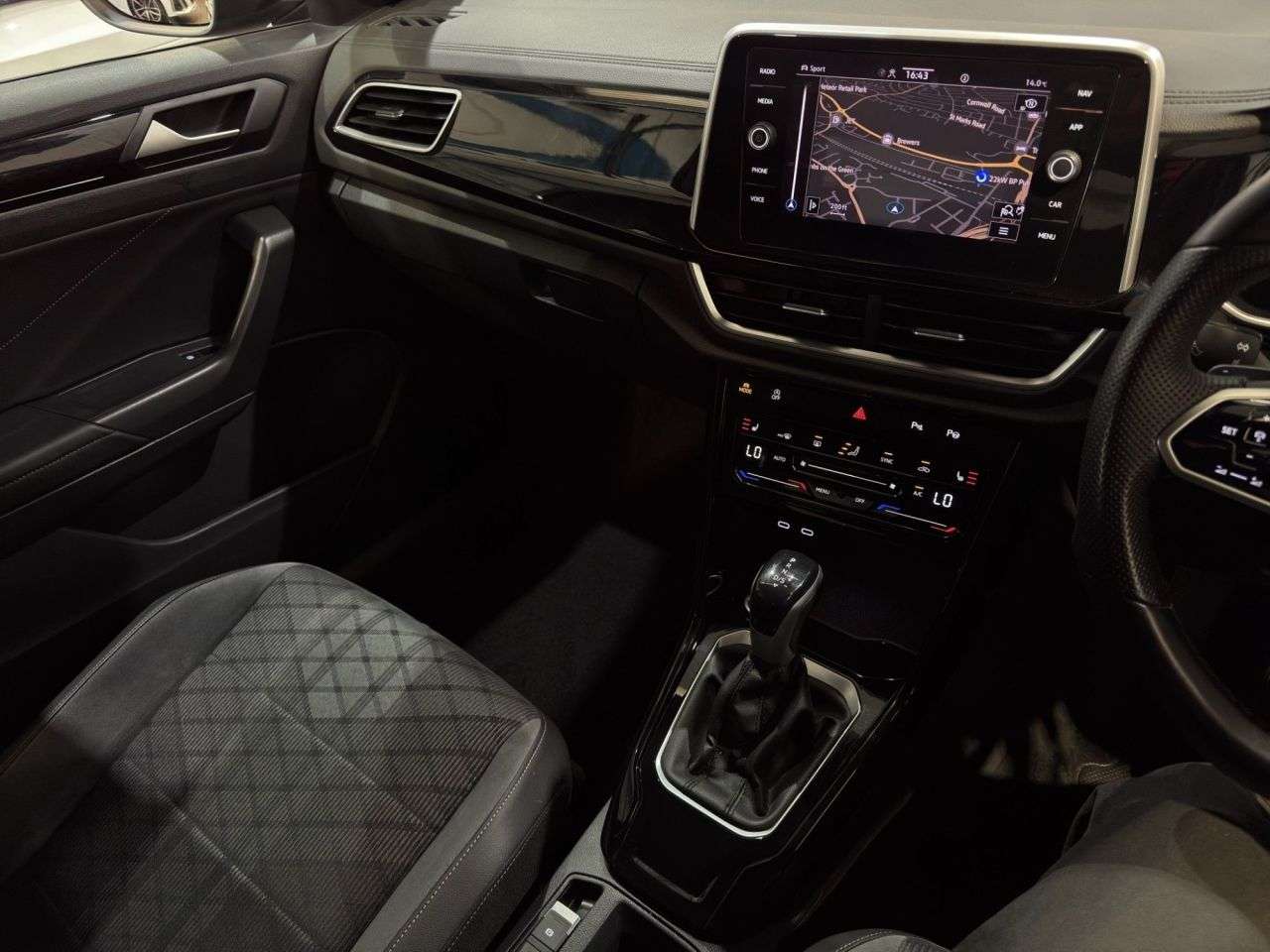 2022 VOLKSWAGEN T-ROC 2022 VOLKSWAGEN T-ROC