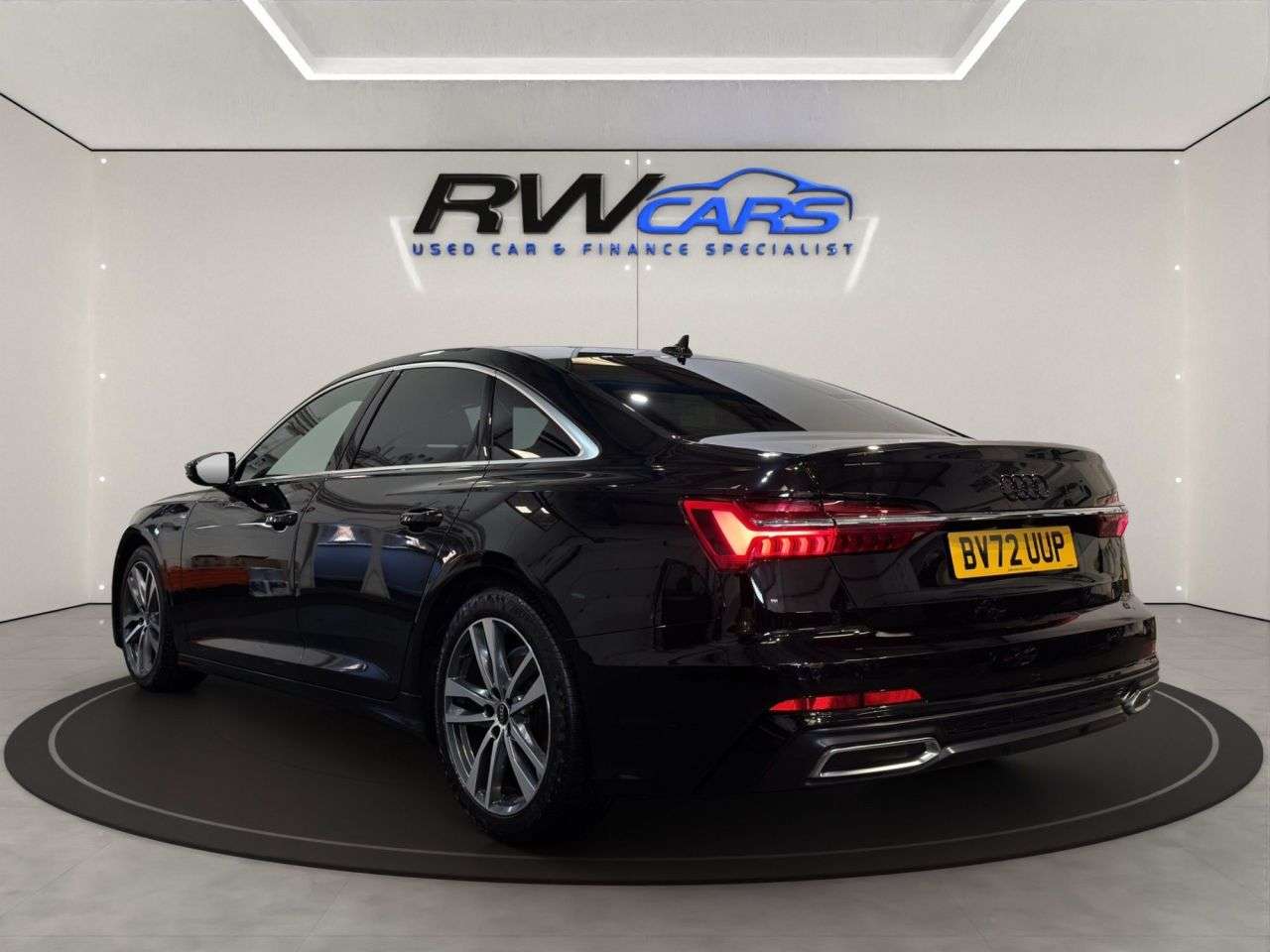 A 2022 AUDI A6 SALOON 2.0 TFSI 40 S line Saloon 4dr Petrol S Tronic Euro 6 (s/s) (204 ps) A 2022 AUDI A6 SALOON 2.0 TFSI 40 S line Saloon 4dr Petrol S Tronic Euro 6 (s/s) (204 ps)