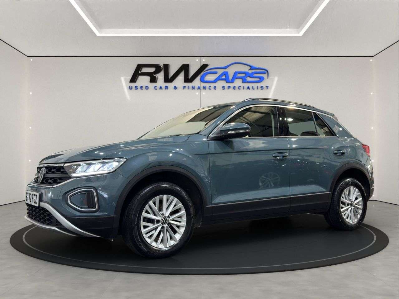 A 2023 VOLKSWAGEN T-ROC 1.5 TSI Life SUV 5dr Petrol DSG Euro 6 (s/s) (150 ps) A 2023 VOLKSWAGEN T-ROC 1.5 TSI Life SUV 5dr Petrol DSG Euro 6 (s/s) (150 ps)
