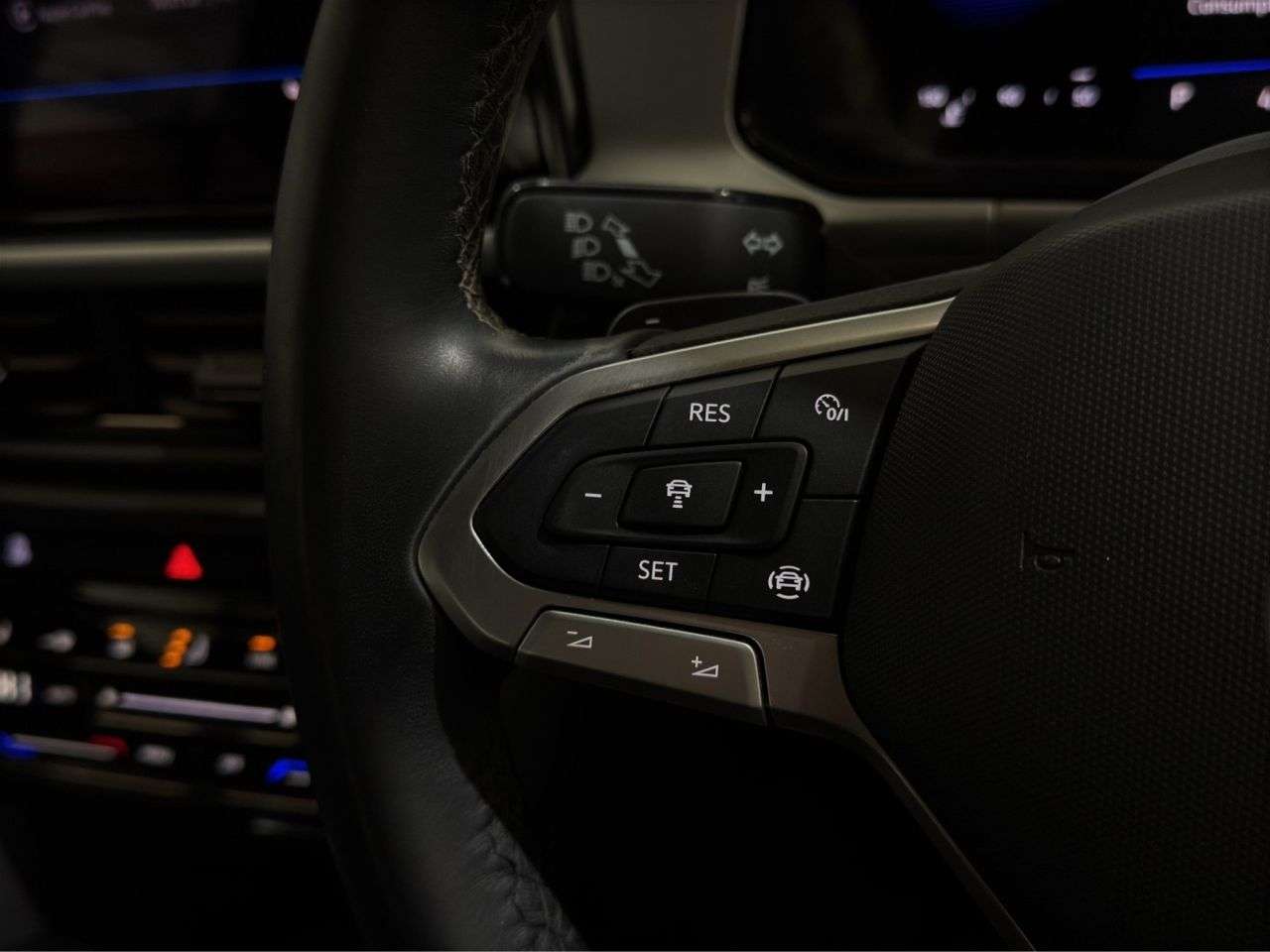 2023 VOLKSWAGEN T-ROC 2023 VOLKSWAGEN T-ROC