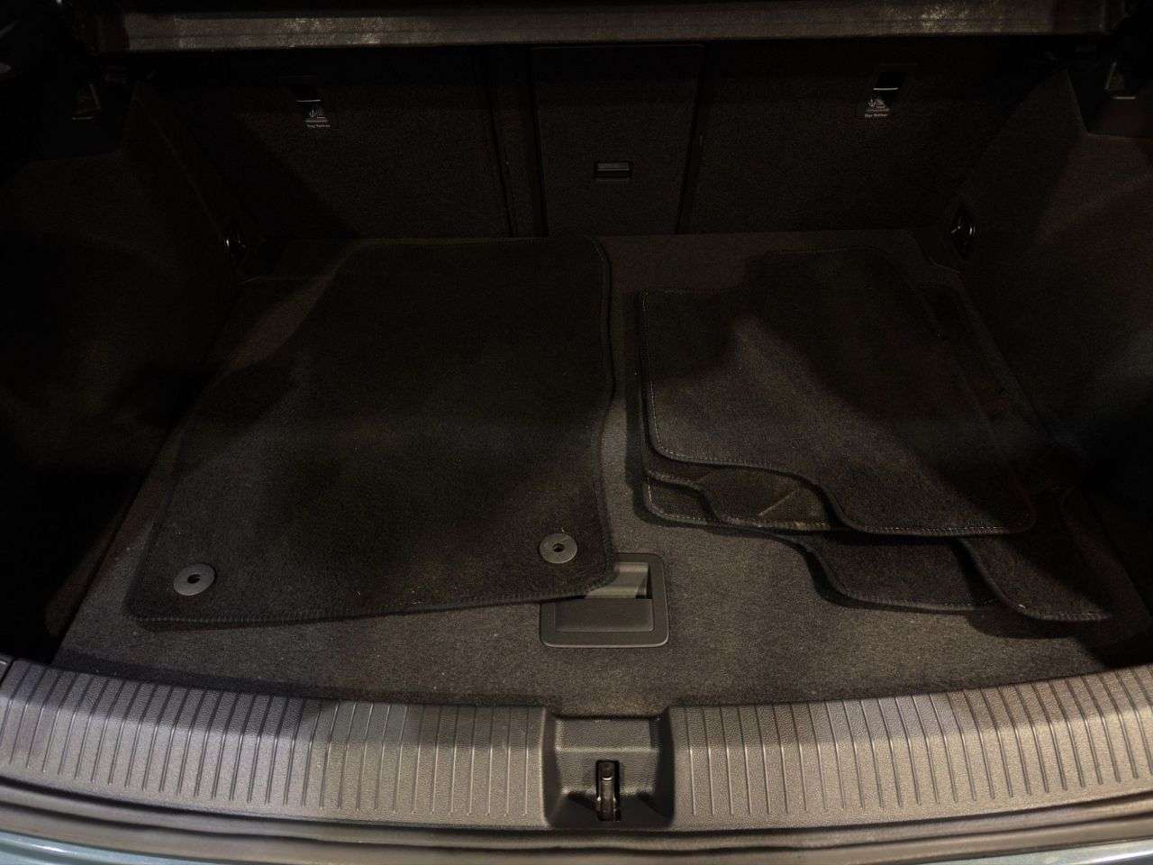 2023 VOLKSWAGEN T-ROC 2023 VOLKSWAGEN T-ROC