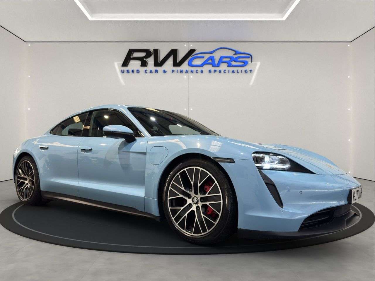 2020 PORSCHE TAYCAN 2020 PORSCHE TAYCAN