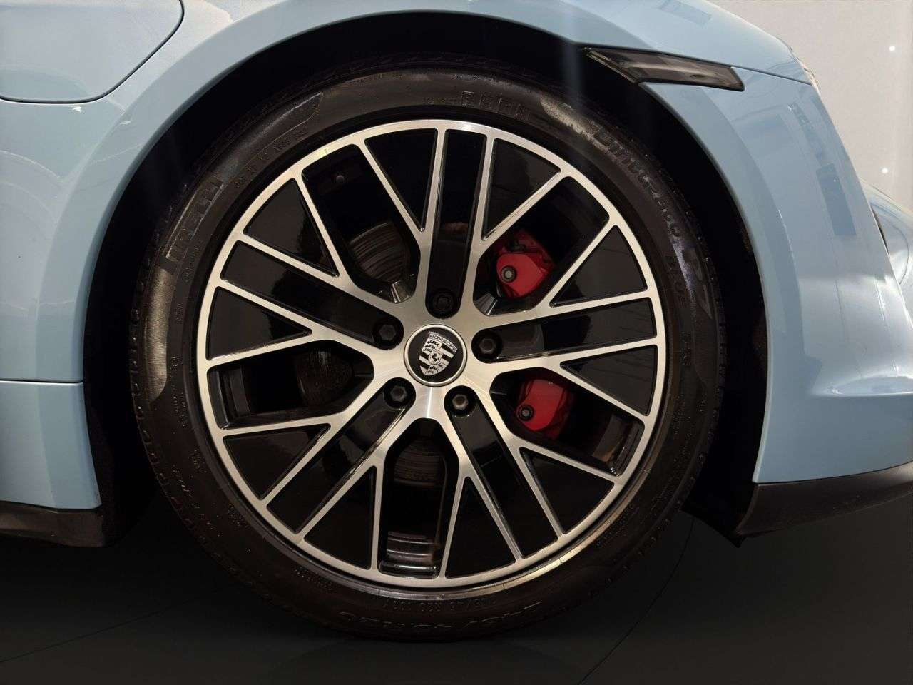 2020 PORSCHE TAYCAN 2020 PORSCHE TAYCAN