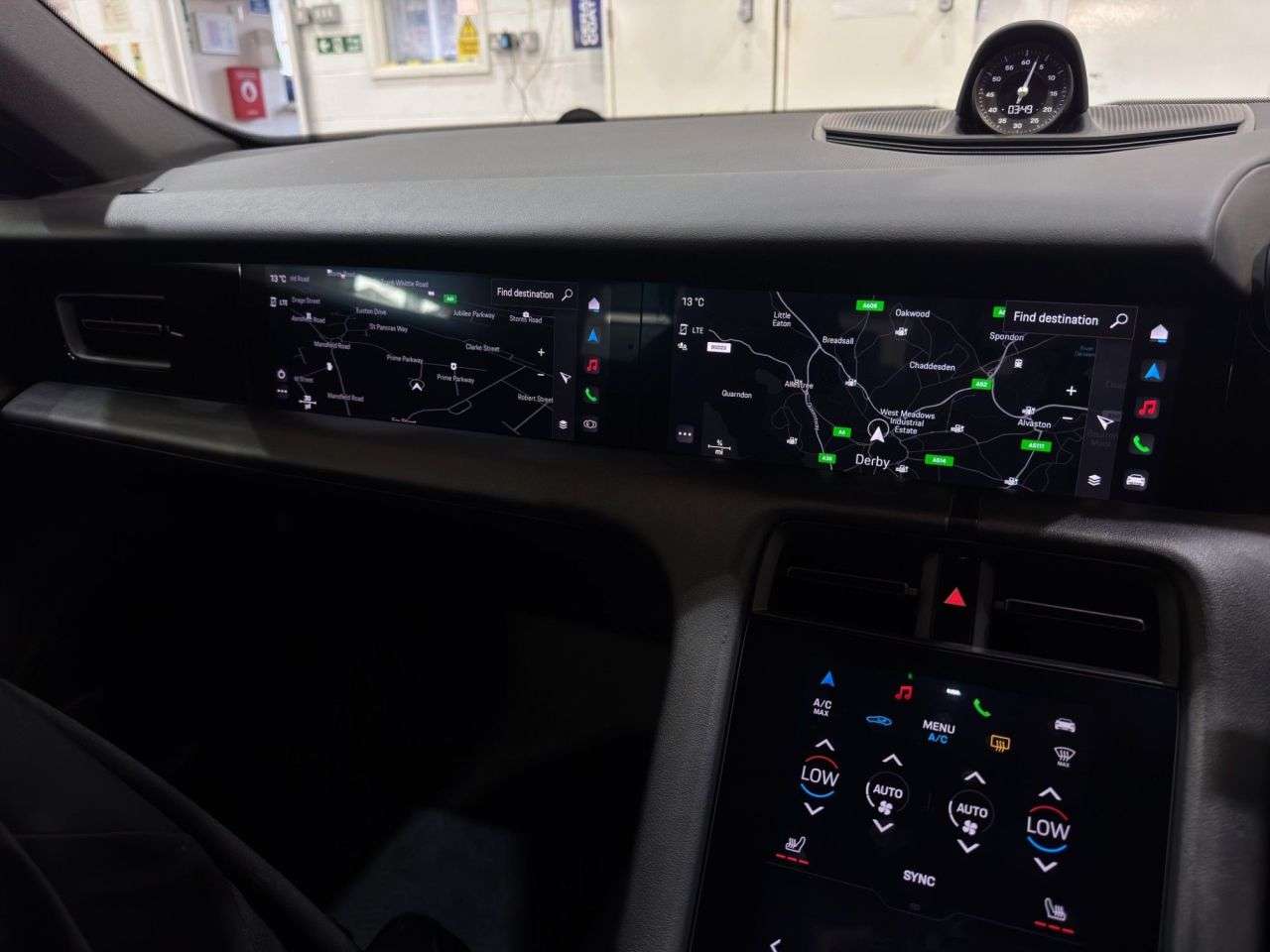 2020 PORSCHE TAYCAN 2020 PORSCHE TAYCAN