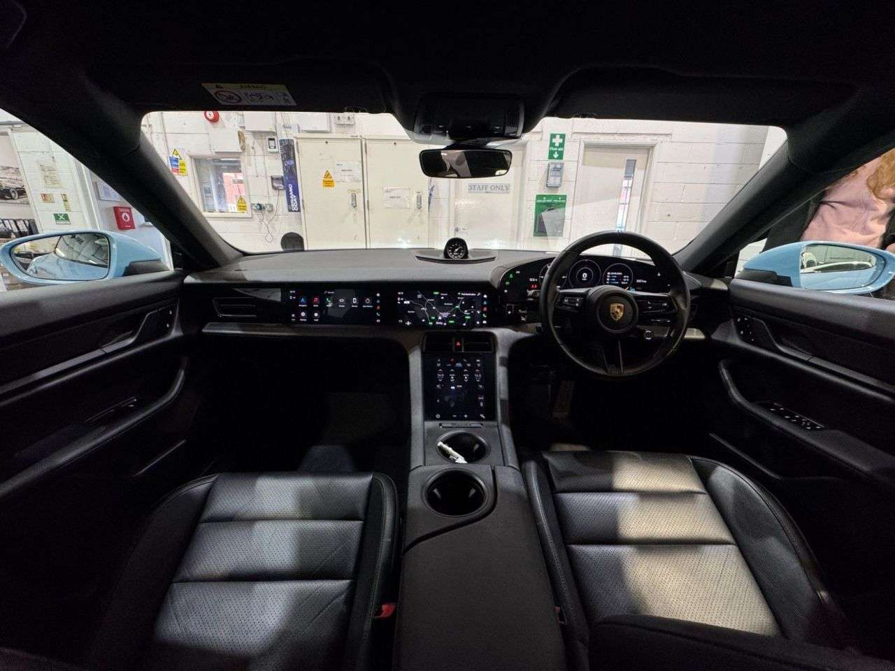 2020 PORSCHE TAYCAN 2020 PORSCHE TAYCAN