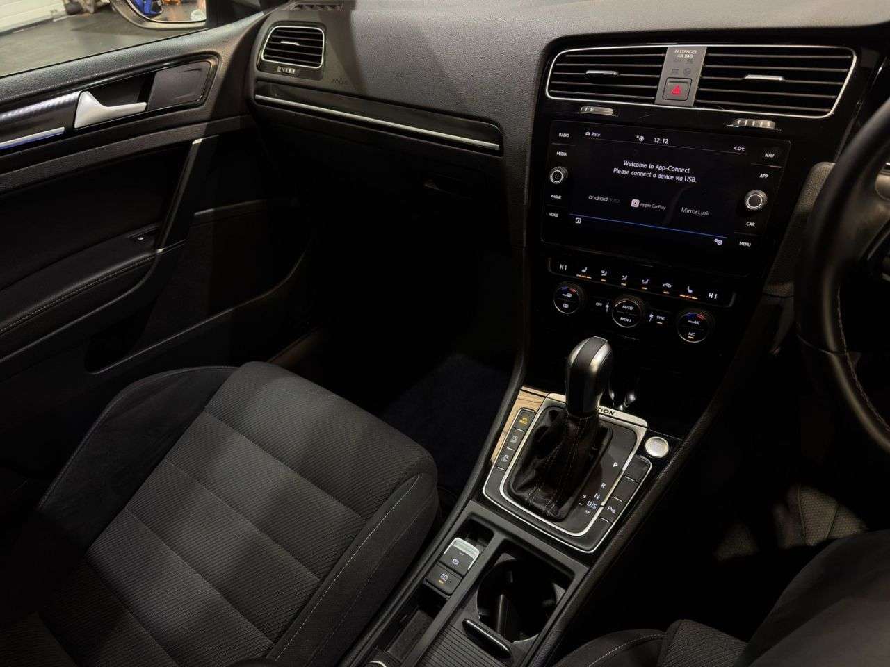 2020 VOLKSWAGEN GOLF 2020 VOLKSWAGEN GOLF