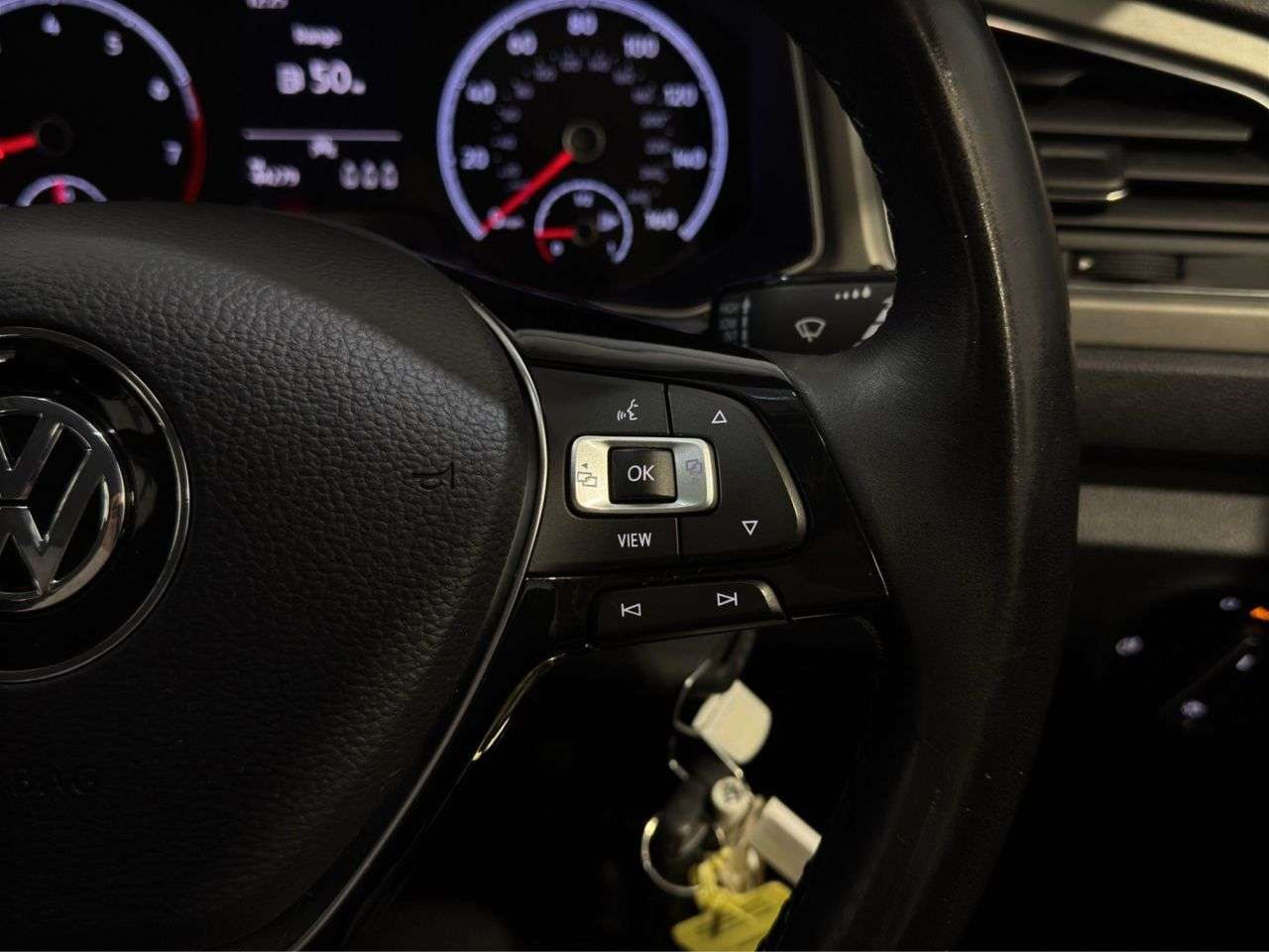 2020 VOLKSWAGEN T-ROC 2020 VOLKSWAGEN T-ROC