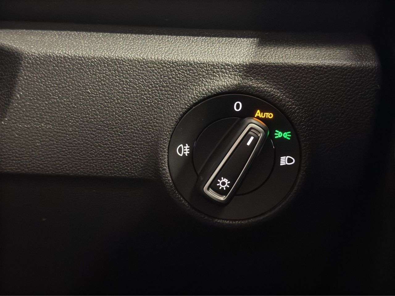 2020 VOLKSWAGEN T-ROC 2020 VOLKSWAGEN T-ROC