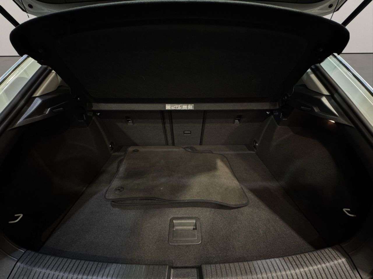 2020 VOLKSWAGEN T-ROC 2020 VOLKSWAGEN T-ROC