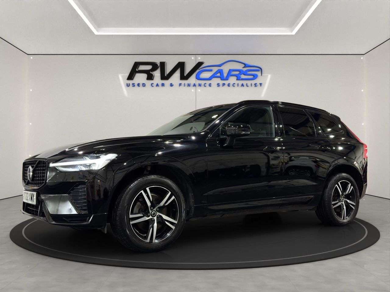 A 2022 VOLVO XC60 2.0 B4 MHEV R-Design SUV 5dr Diesel Hybrid Auto AWD Euro 6 (s/s) (197 ps) A 2022 VOLVO XC60 2.0 B4 MHEV R-Design SUV 5dr Diesel Hybrid Auto AWD Euro 6 (s/s) (197 ps)