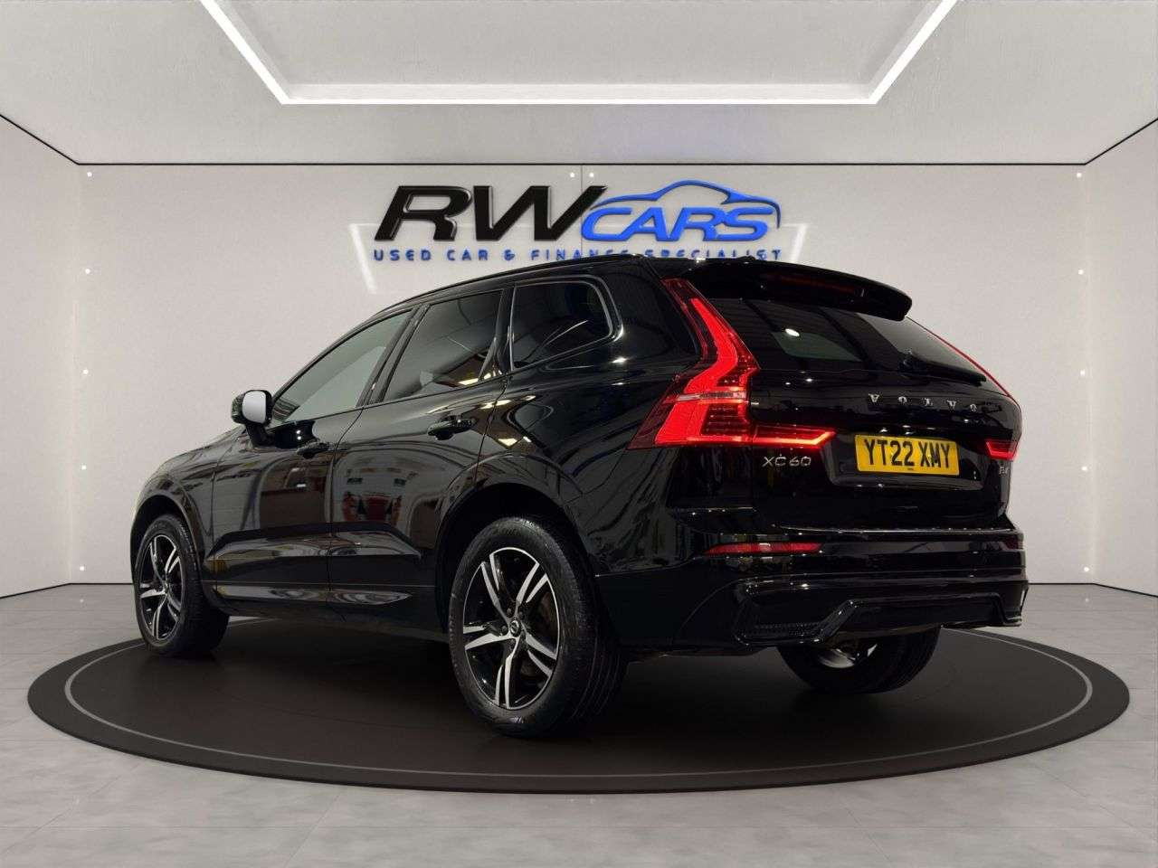 A 2022 VOLVO XC60 2.0 B4 MHEV R-Design SUV 5dr Diesel Hybrid Auto AWD Euro 6 (s/s) (197 ps) A 2022 VOLVO XC60 2.0 B4 MHEV R-Design SUV 5dr Diesel Hybrid Auto AWD Euro 6 (s/s) (197 ps)