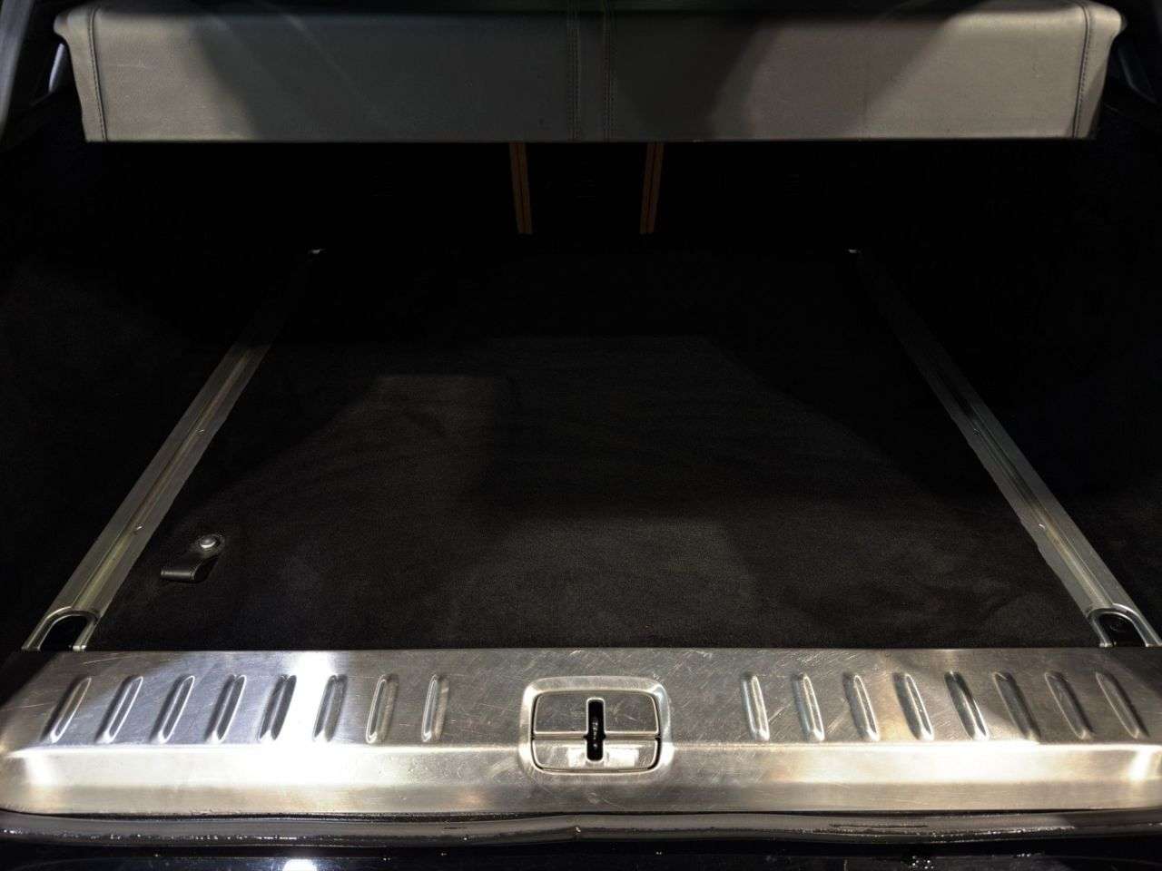 2020 ASTON MARTIN DBX 2020 ASTON MARTIN DBX