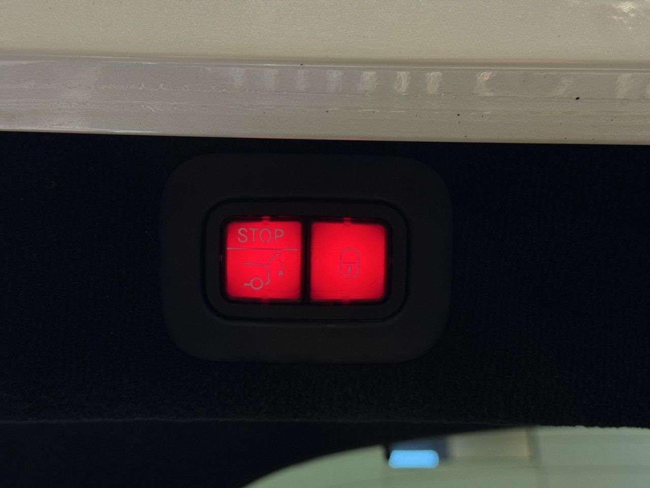 2020 ASTON MARTIN DBX 2020 ASTON MARTIN DBX