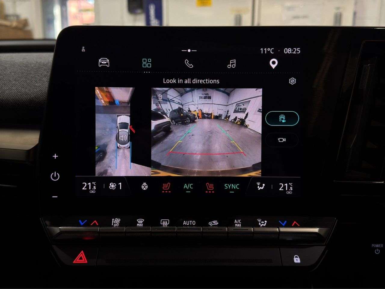 2022 RENAULT MEGANE E-TECH 2022 RENAULT MEGANE E-TECH