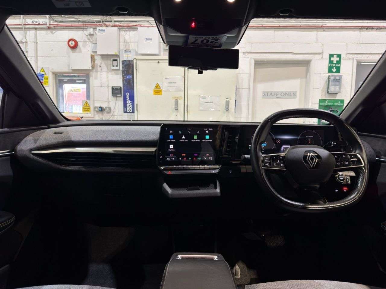 2022 RENAULT MEGANE E-TECH 2022 RENAULT MEGANE E-TECH