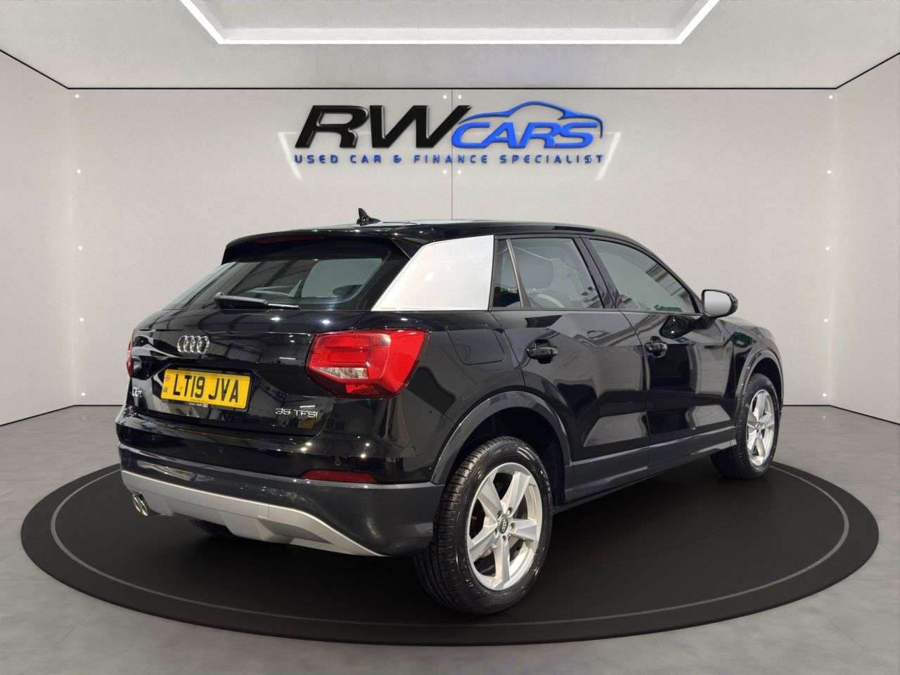 2019 AUDI Q2 2019 AUDI Q2