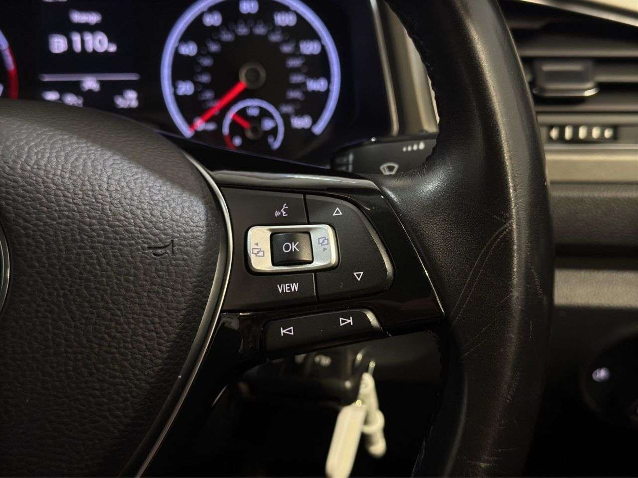 2020 VOLKSWAGEN T-ROC 2020 VOLKSWAGEN T-ROC