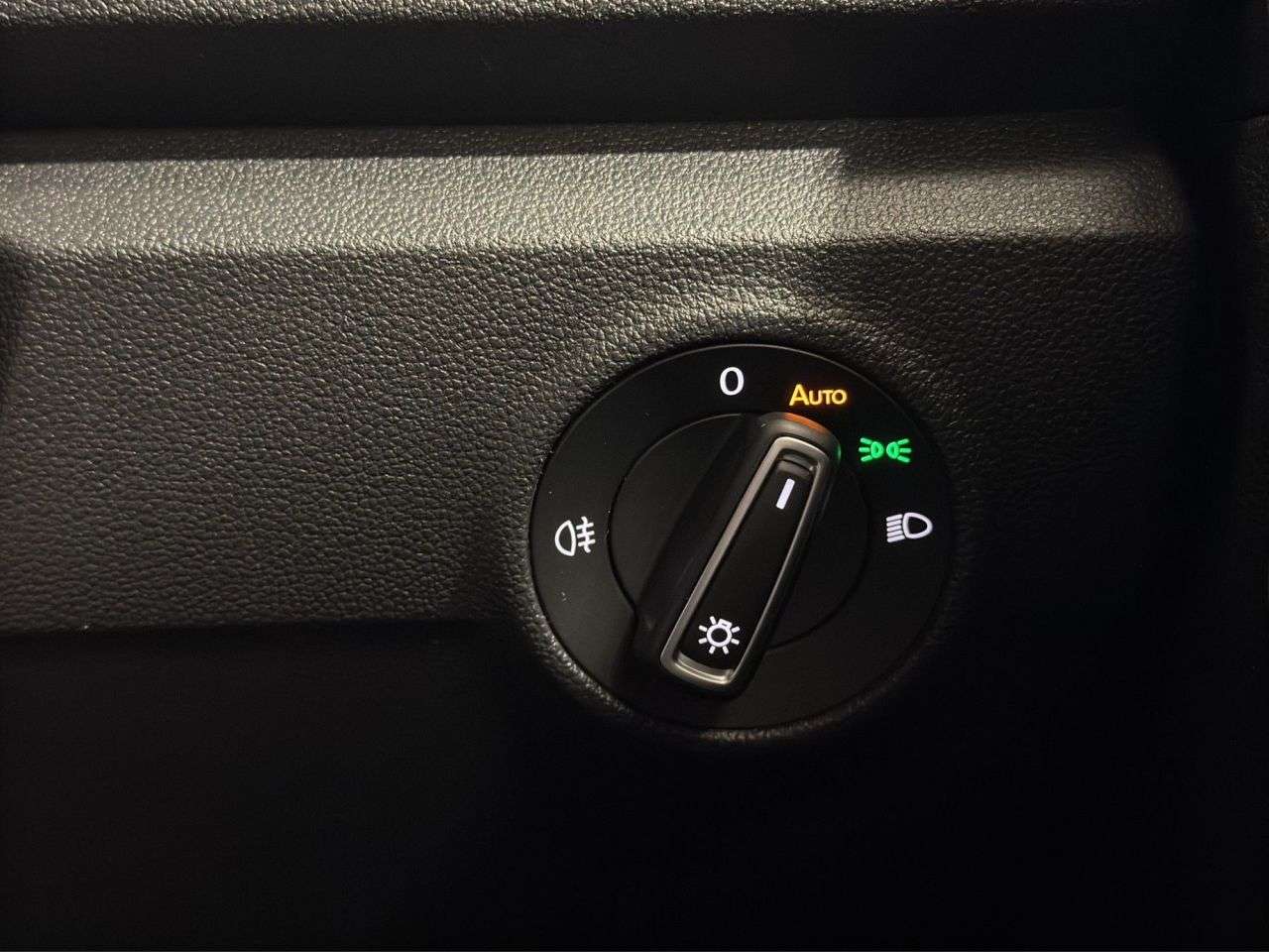 2020 VOLKSWAGEN T-ROC 2020 VOLKSWAGEN T-ROC