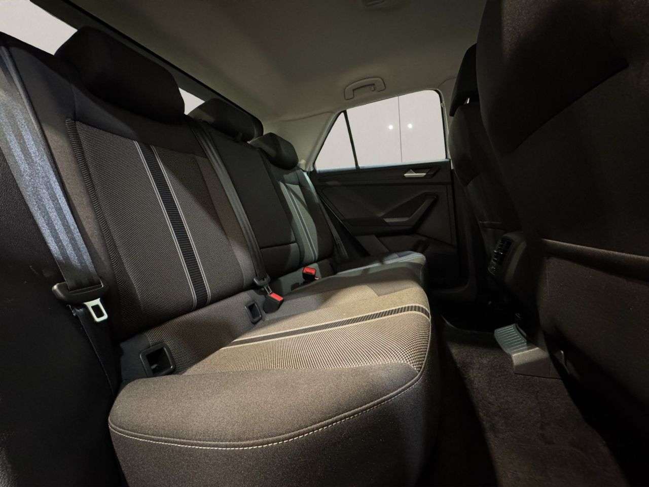 2020 VOLKSWAGEN T-ROC 2020 VOLKSWAGEN T-ROC