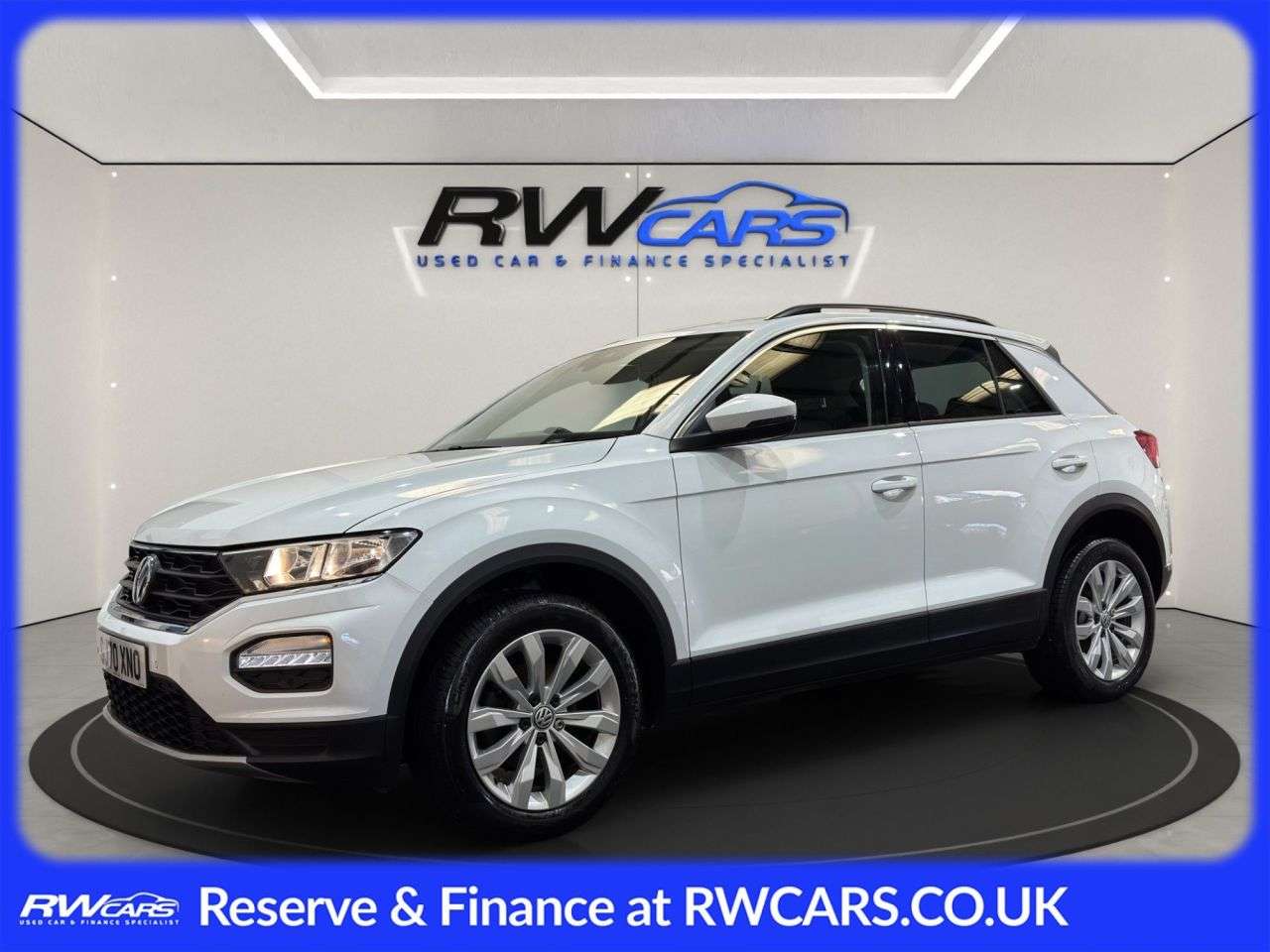 A 2020 VOLKSWAGEN T-ROC 1.0 TSI SE SUV 5dr Petrol Manual Euro 6 (s/s) (110 ps) A 2020 VOLKSWAGEN T-ROC 1.0 TSI SE SUV 5dr Petrol Manual Euro 6 (s/s) (110 ps)