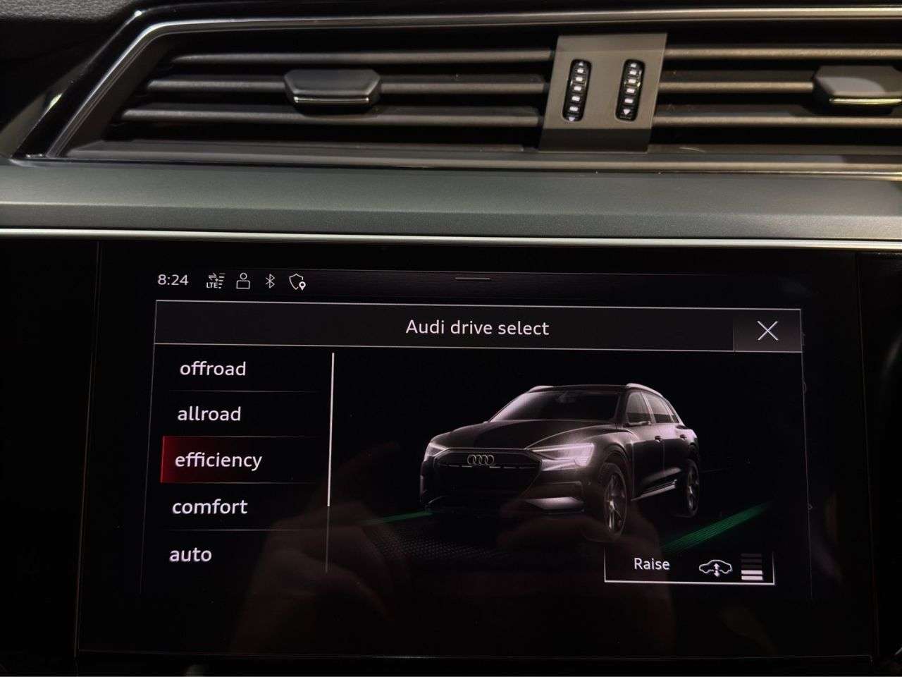 2021 AUDI E-TRON 2021 AUDI E-TRON