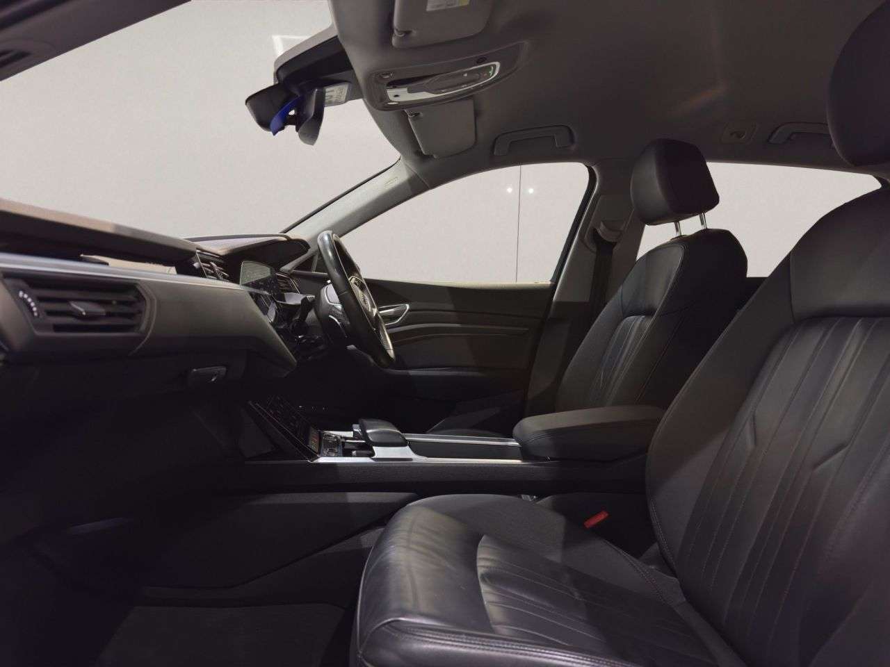 2021 AUDI E-TRON 2021 AUDI E-TRON