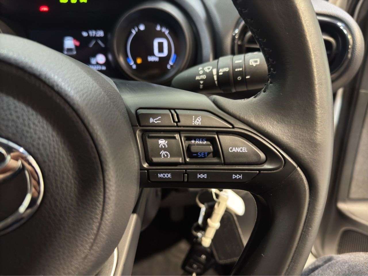 2022 TOYOTA YARIS 2022 TOYOTA YARIS