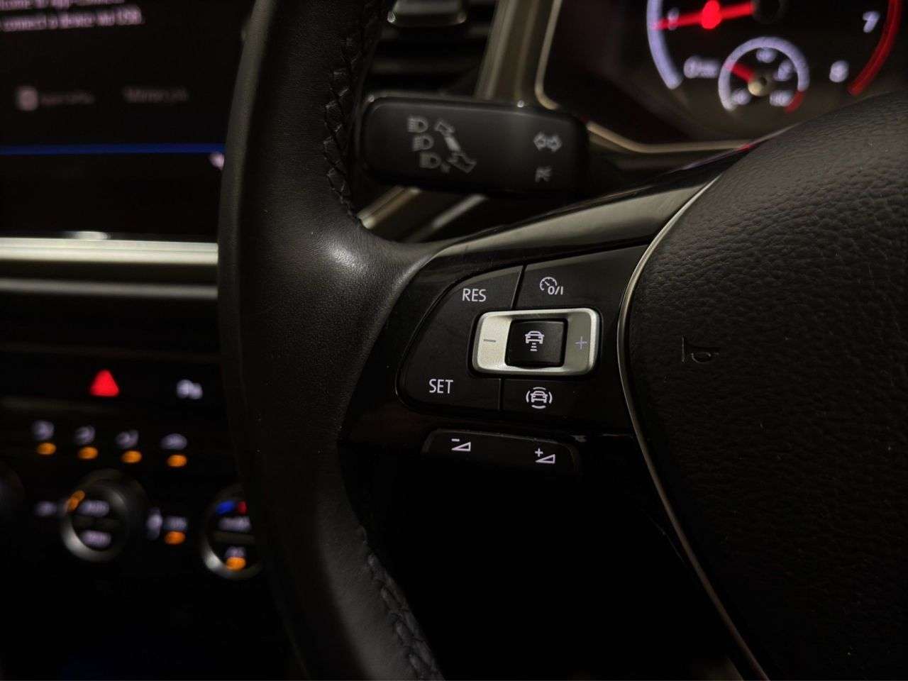 2020 VOLKSWAGEN T-ROC 2020 VOLKSWAGEN T-ROC