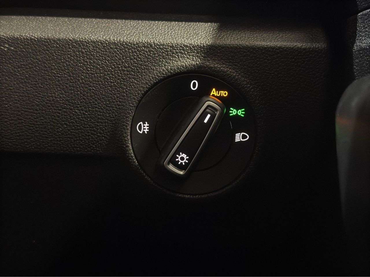 2020 VOLKSWAGEN T-ROC 2020 VOLKSWAGEN T-ROC