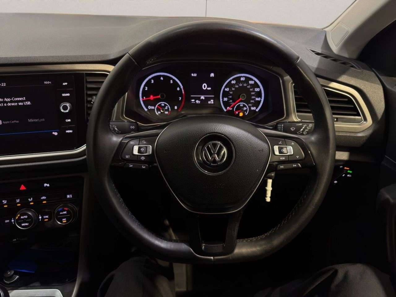 2020 VOLKSWAGEN T-ROC 2020 VOLKSWAGEN T-ROC