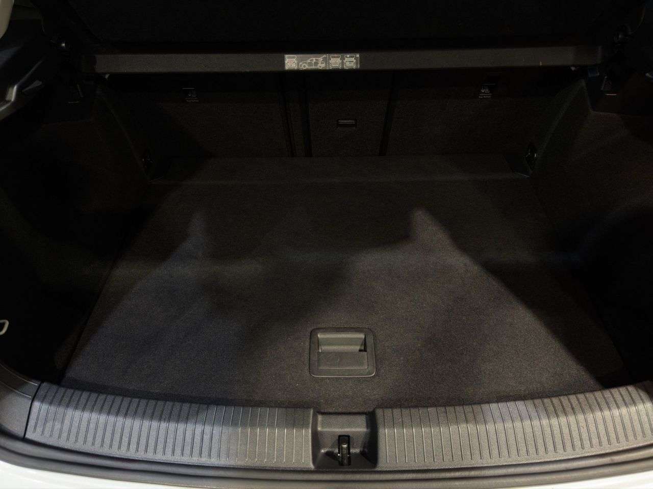 2020 VOLKSWAGEN T-ROC 2020 VOLKSWAGEN T-ROC