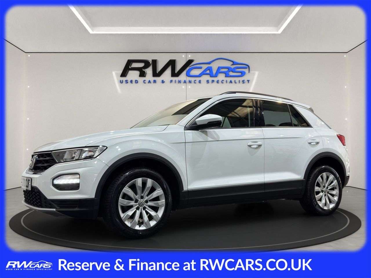 A 2020 VOLKSWAGEN T-ROC 1.0 TSI SE SUV 5dr Petrol Manual Euro 6 (s/s) (110 ps) A 2020 VOLKSWAGEN T-ROC 1.0 TSI SE SUV 5dr Petrol Manual Euro 6 (s/s) (110 ps)