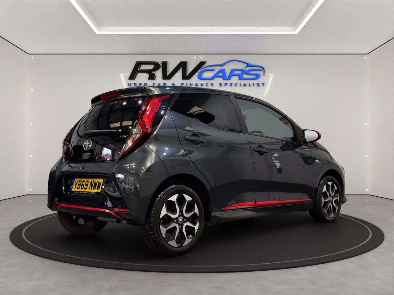 2019 TOYOTA AYGO 2019 TOYOTA AYGO
