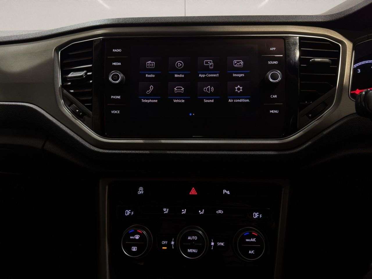 2020 VOLKSWAGEN T-ROC 2020 VOLKSWAGEN T-ROC