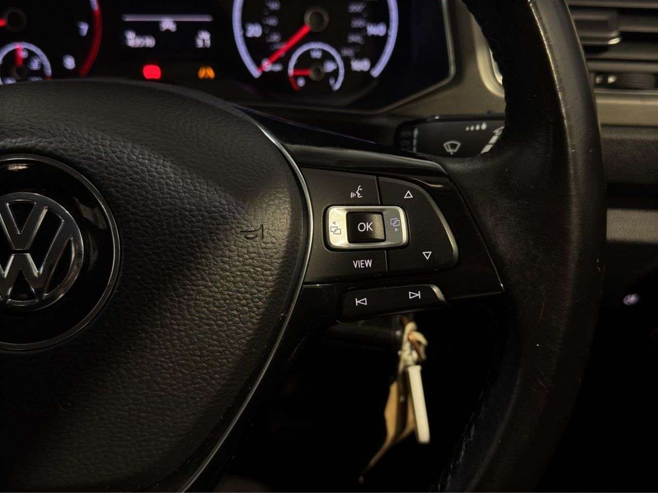 2020 VOLKSWAGEN T-ROC 2020 VOLKSWAGEN T-ROC